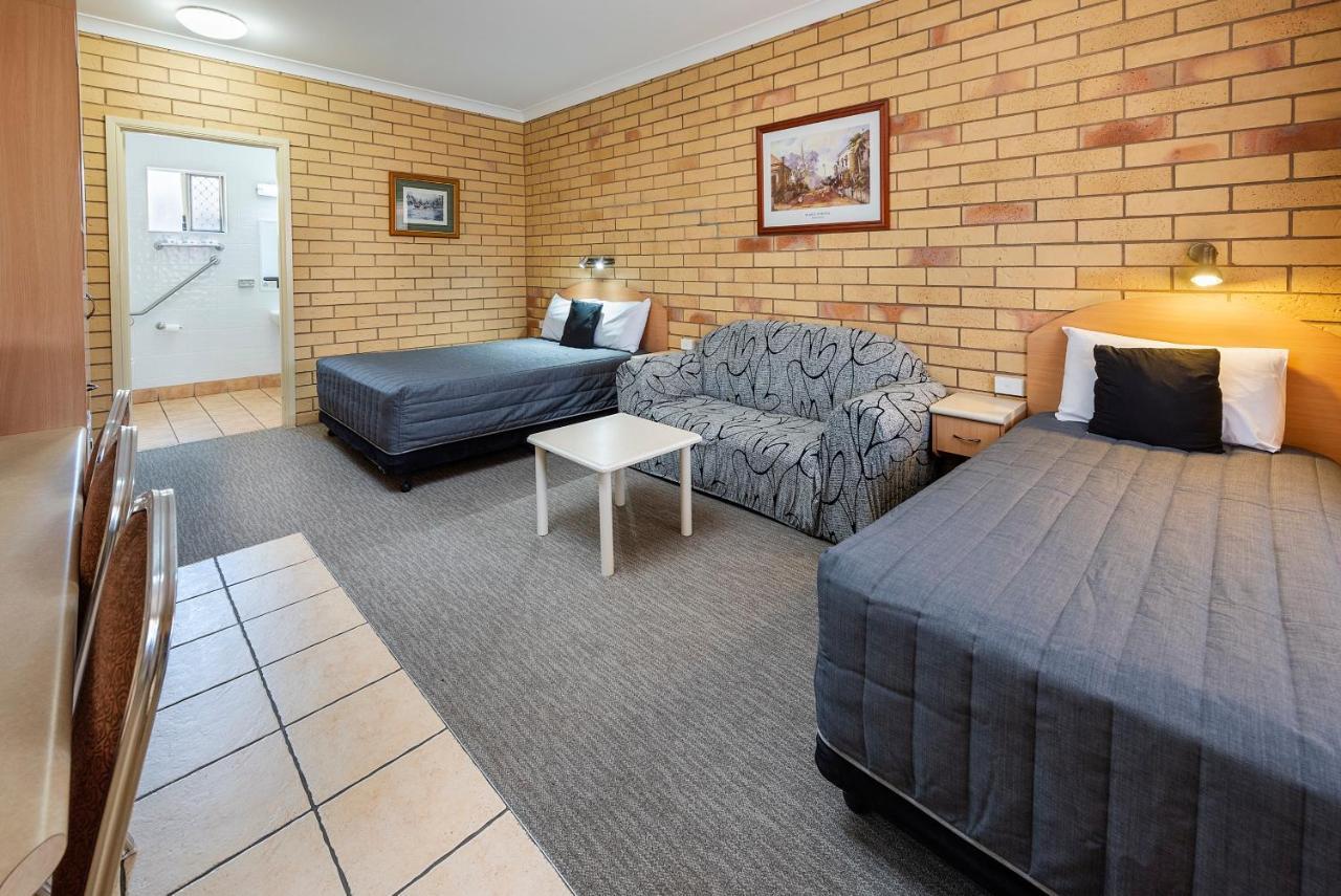 Roma Mid Town Motor Inn Екстериор снимка